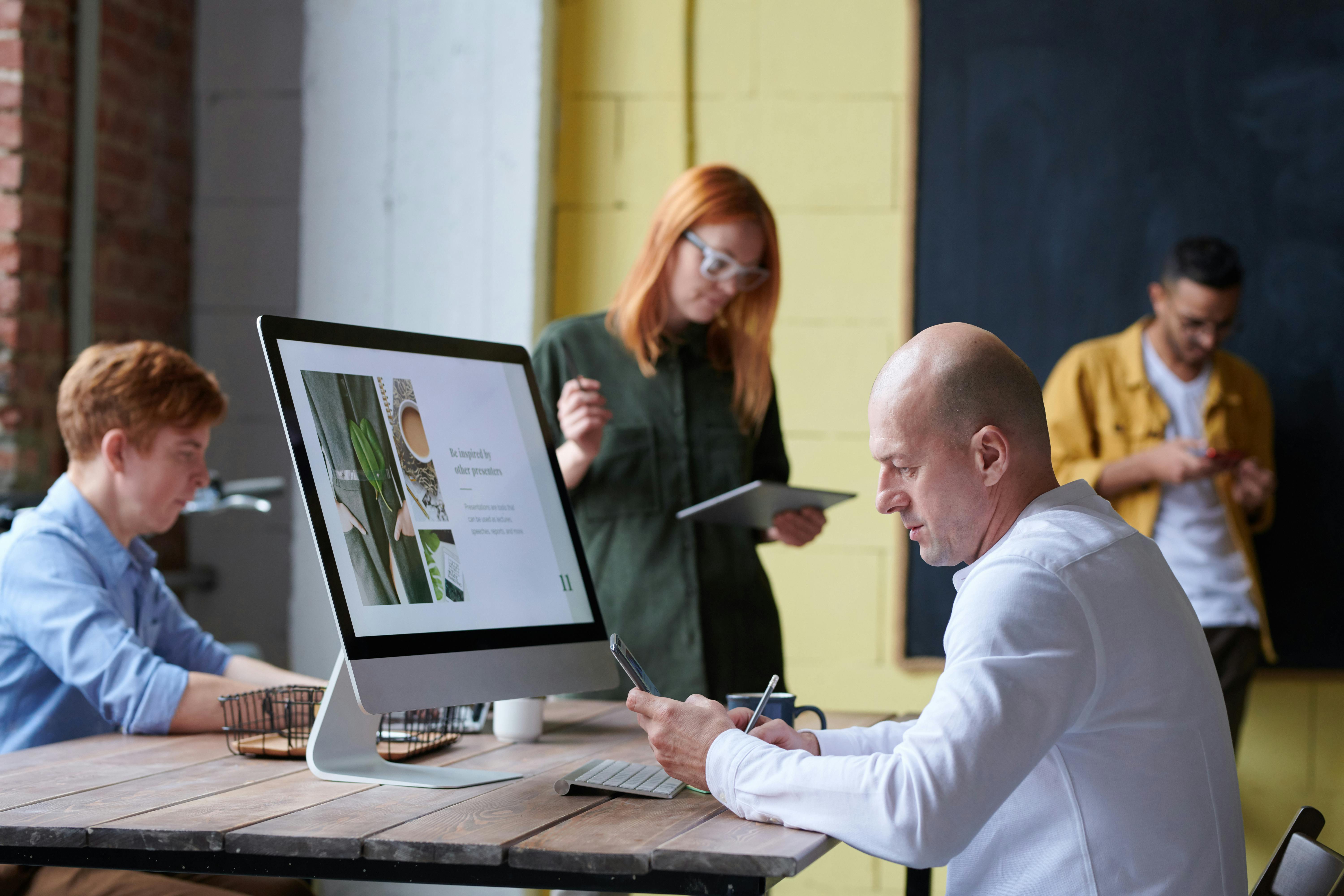 people in Digital Workplace 